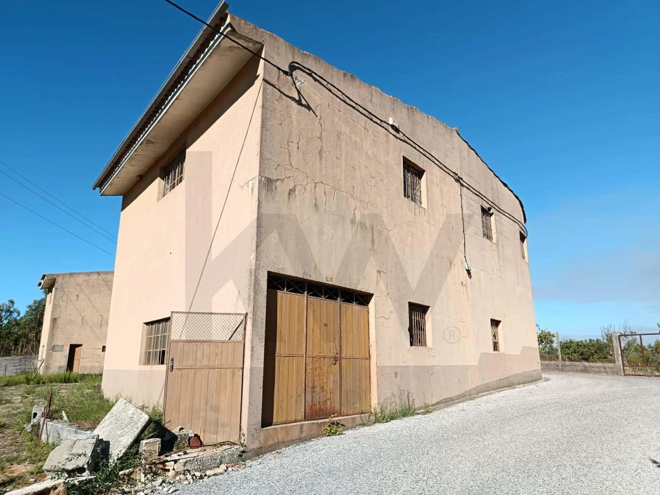 Armazém para Venda em Montes da Senhora Foto 4