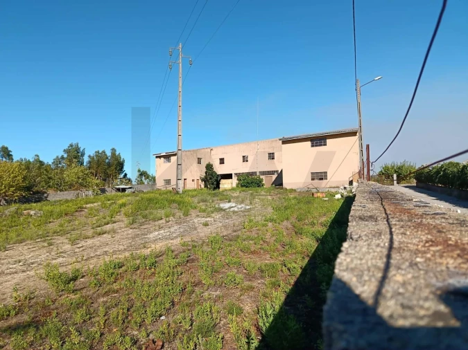 Armazém para Venda em Montes da Senhora Foto 3