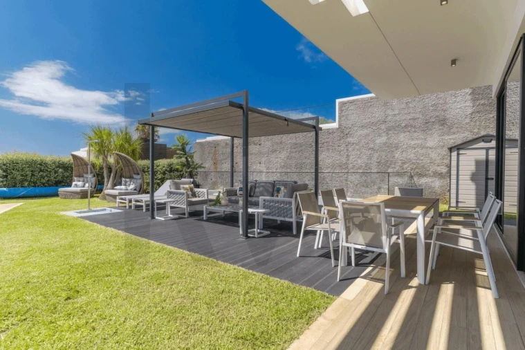 Moradia T4 para Venda em São Martinho Foto 38
