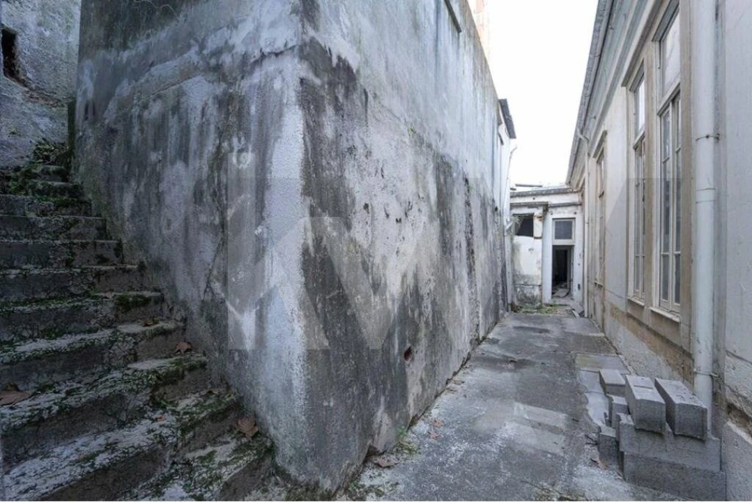 Prédio para Venda em Sé Nova, Santa Cruz, Almedina e São Bartolomeu Foto 25