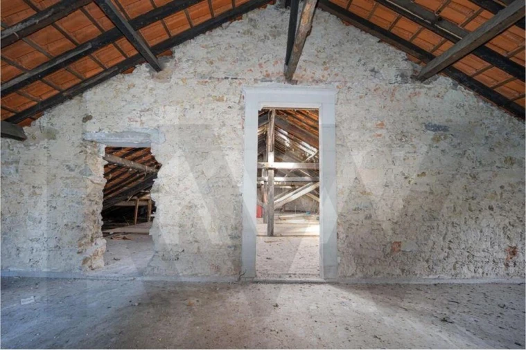 Prédio para Venda em Sé Nova, Santa Cruz, Almedina e São Bartolomeu Foto 24