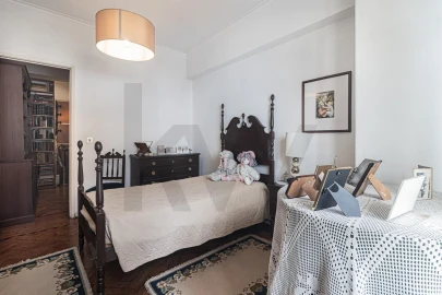 Apartamento T3 para Venda em Benfica