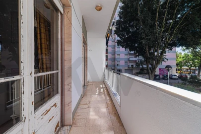 Apartamento T3 para Venda em Benfica