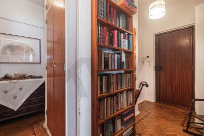 Apartamento T3 para Venda em Benfica