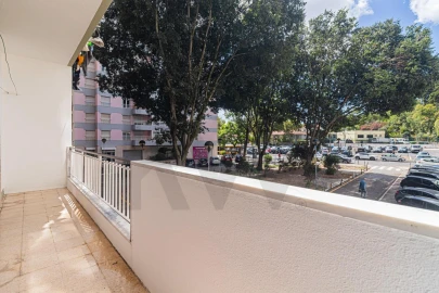 Apartamento T3 para Venda em Benfica