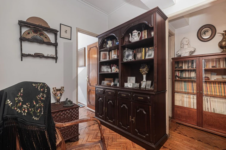 Apartamento T3 para Venda em Benfica Foto 5