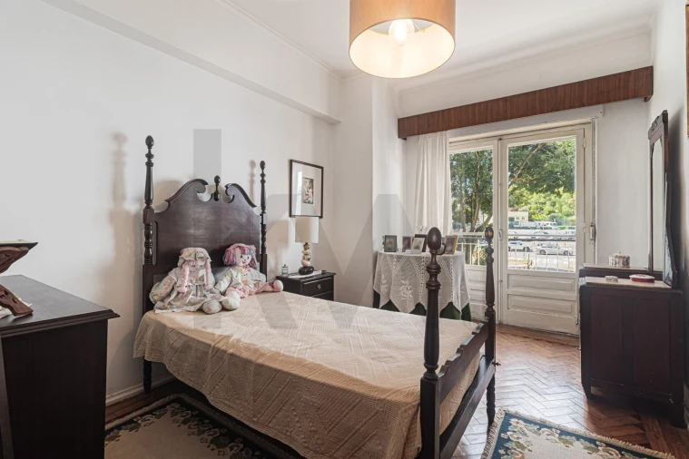 Apartamento T3 para Venda em Benfica Foto 12