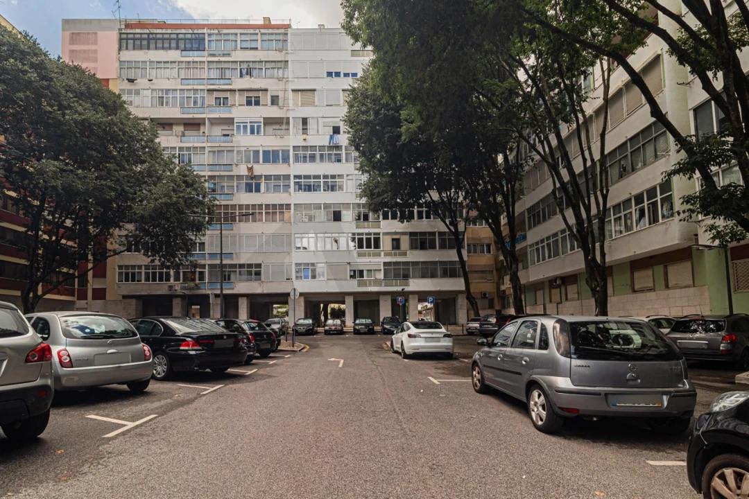 Apartamento T3 para Venda em Benfica Foto 29