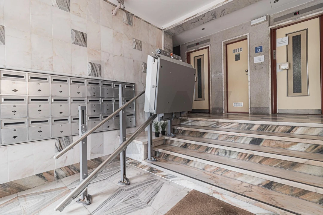 Apartamento T3 para Venda em Benfica Foto 4