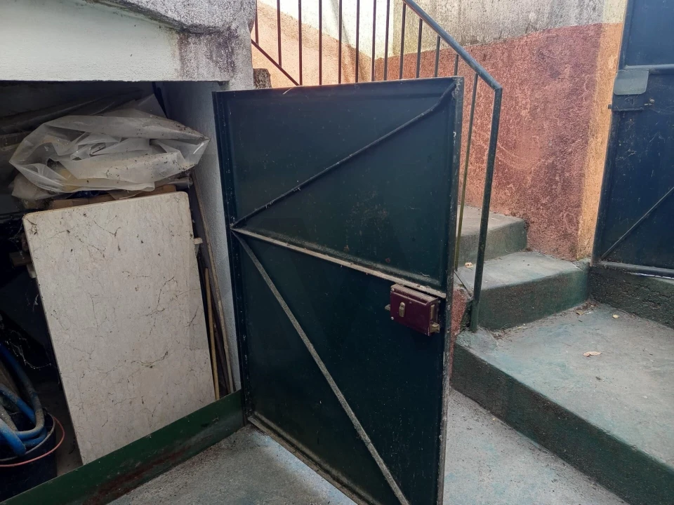 Armazém para Venda em Aldeia do Bispo, Águas e Aldeia de João Pires Foto 4