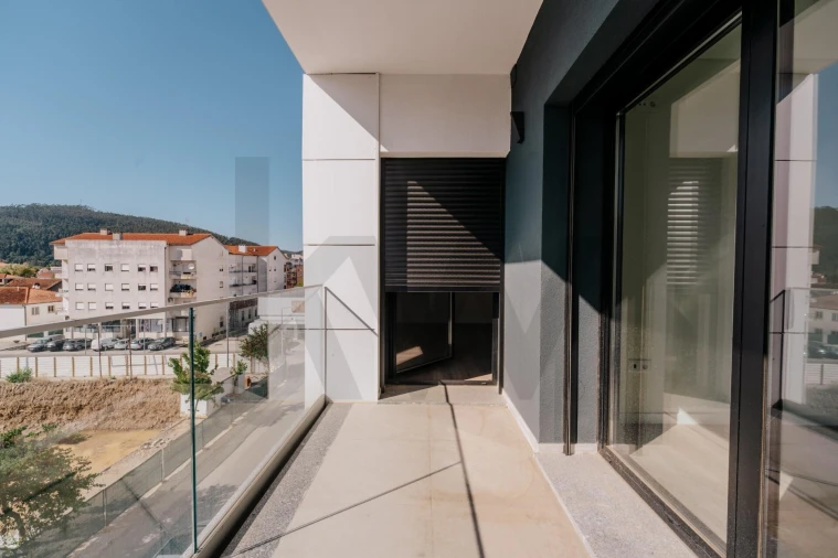 Apartamento T2 para Venda em Miranda do Corvo Foto 28