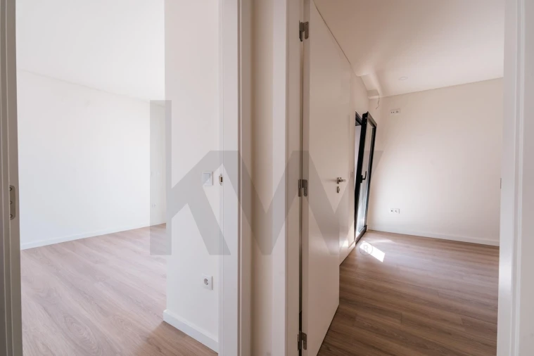 Apartamento T2 para Venda em Miranda do Corvo Foto 15