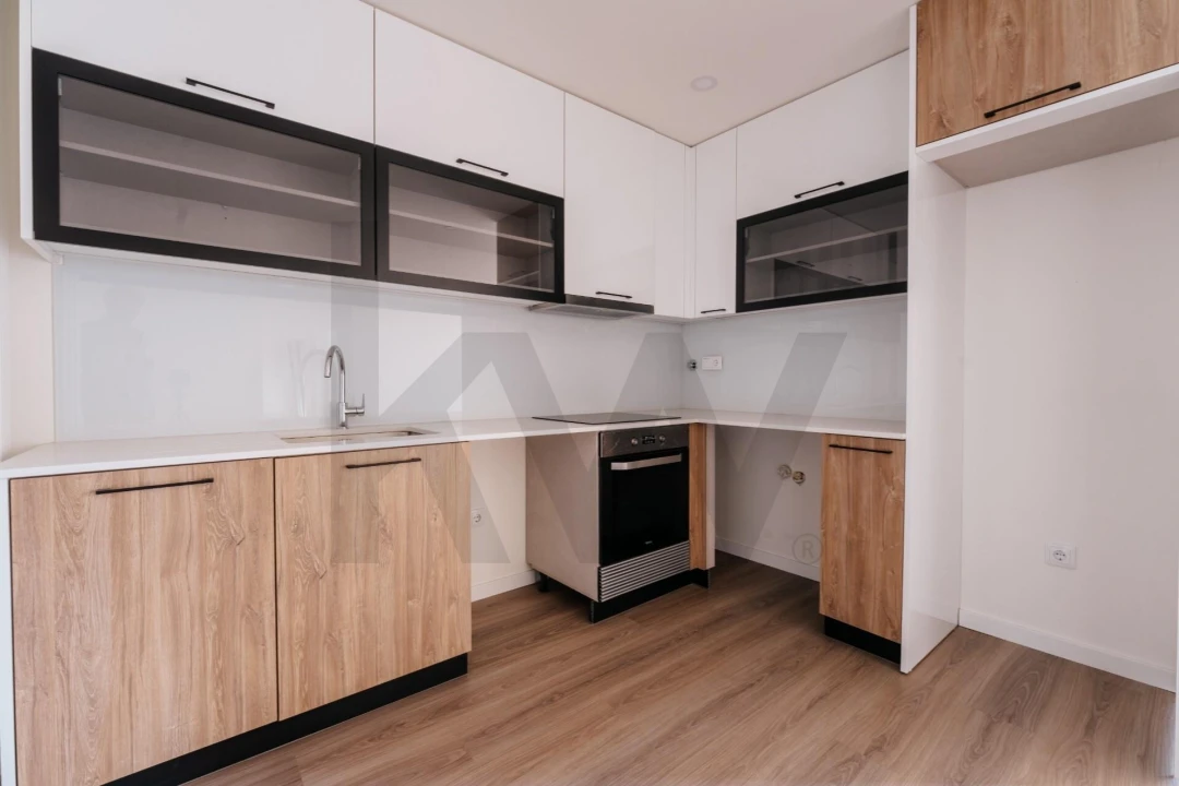 Apartamento T2 para Venda em Miranda do Corvo Foto 3
