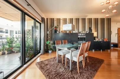 Apartamento T3 para Venda em Santa Maria, São Pedro e Matacães