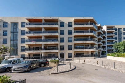 Apartamento T3 para Venda em Santa Maria, São Pedro e Matacães