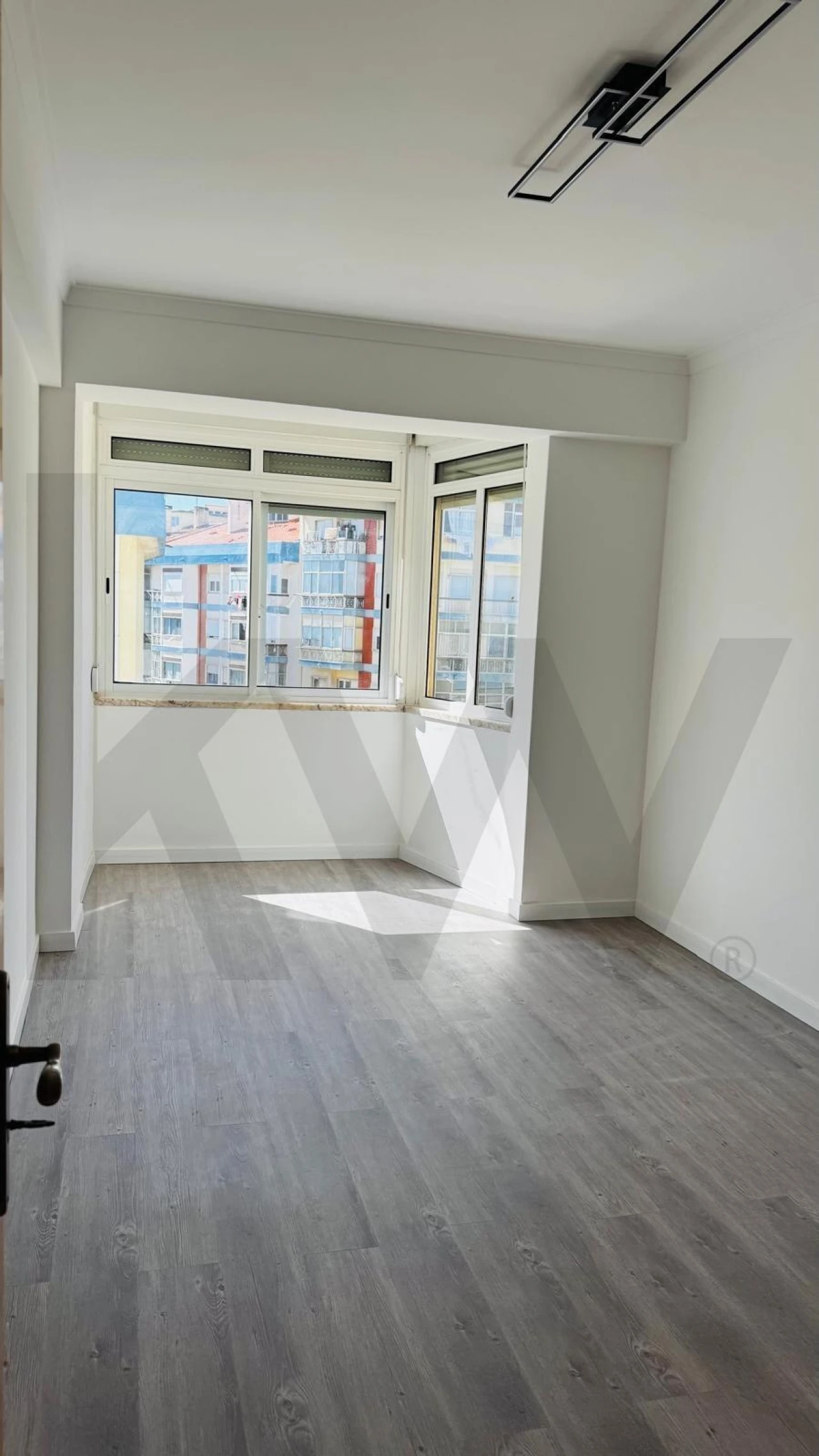 Apartamento T2 para Arrendamento em Massamá e Monte Abraão Foto 7