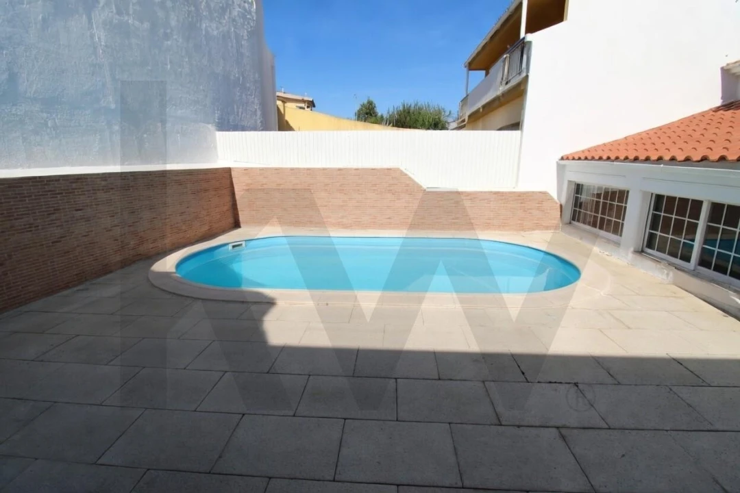 Moradia T3 para Venda em Cascais e Estoril Foto 16