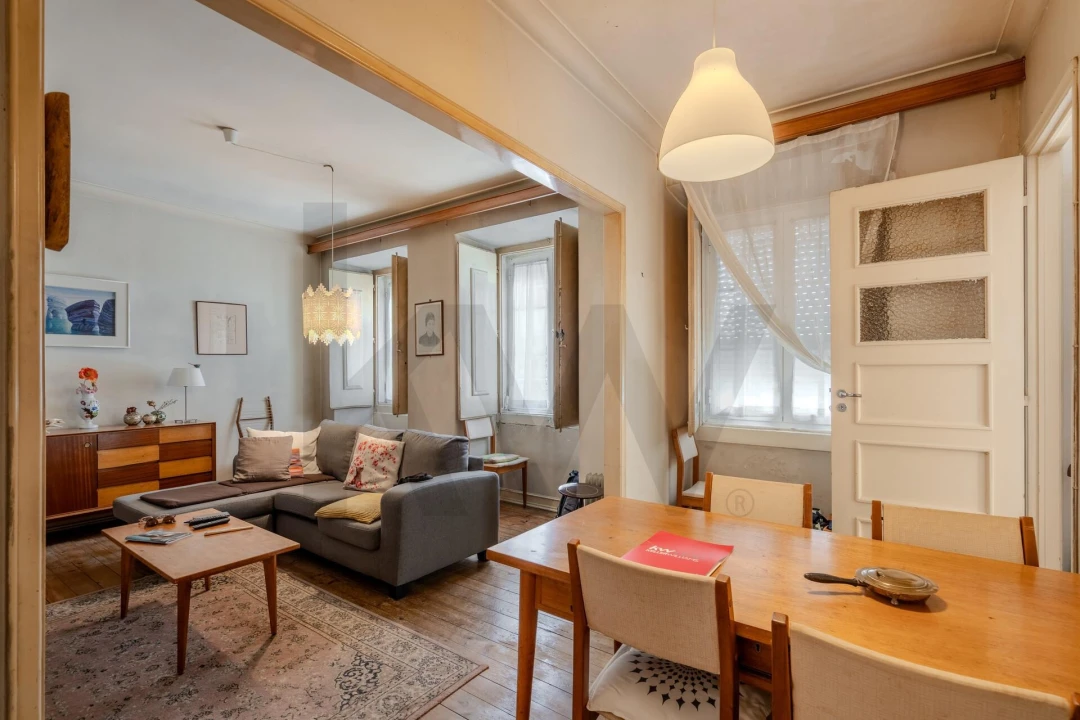 Apartamento T2 para Venda em Santo António Foto 2