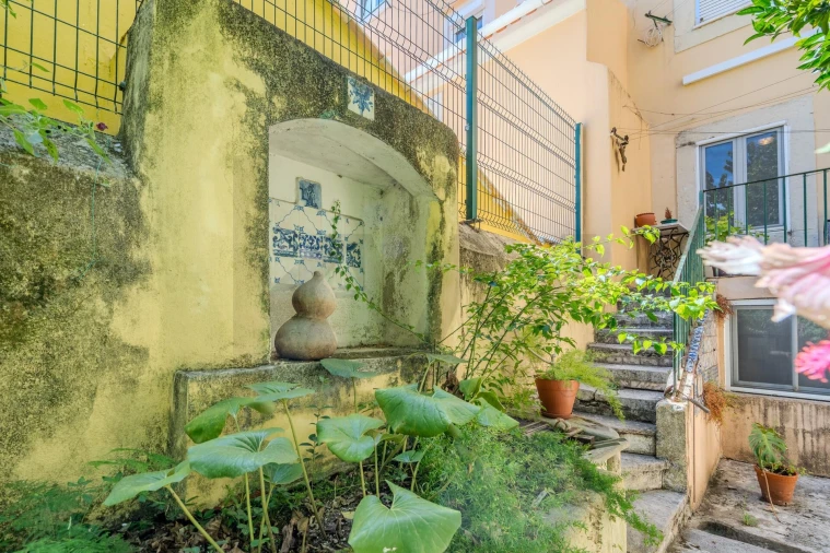 Apartamento T2 para Venda em Santo António Foto 36