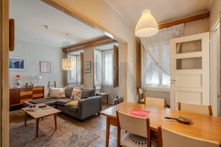 Apartamento T2 para Venda em Santo António Foto 2