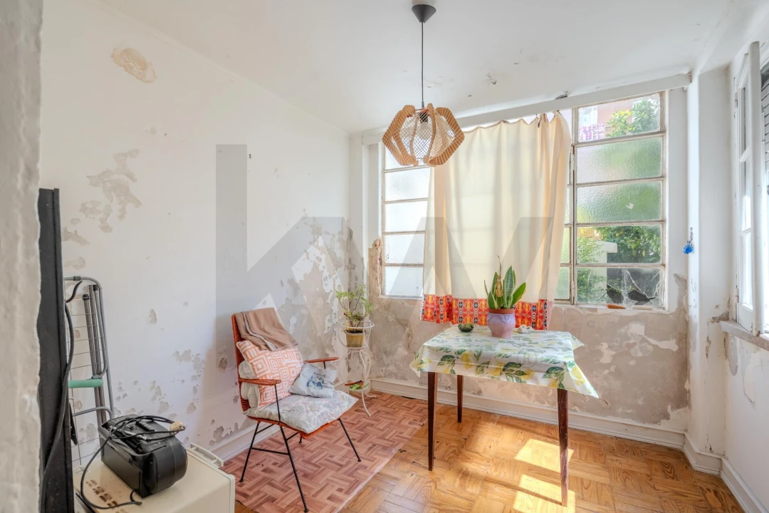 Apartamento T2 para Venda em Santo António Foto 22