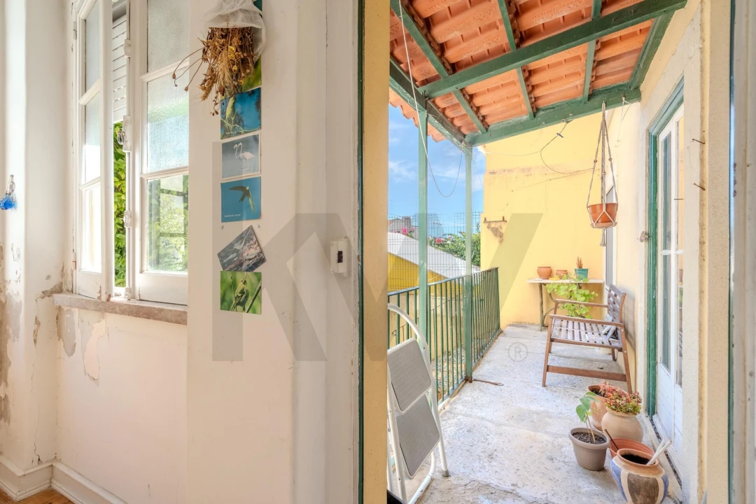 Apartamento T2 para Venda em Santo António Foto 24