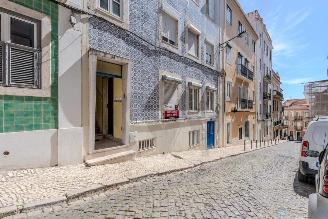 Apartamento T2 para Venda em Santo António Foto 40