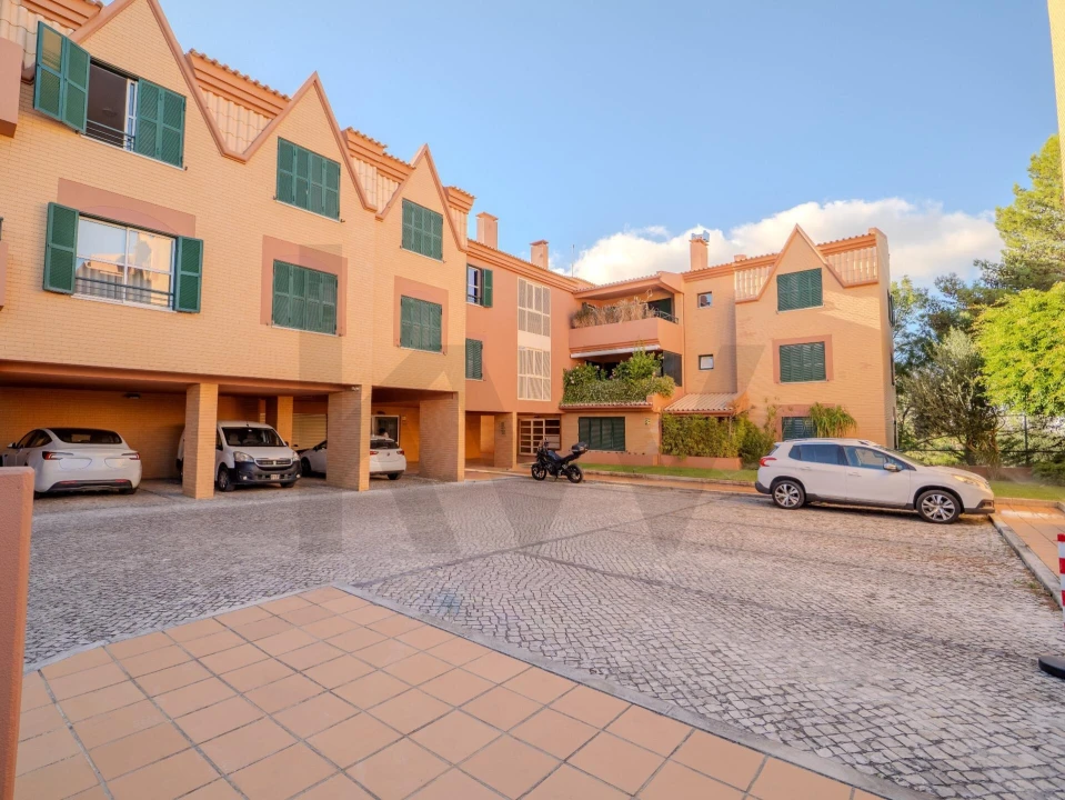 Apartamento T2 para Venda em Cascais e Estoril Foto 1