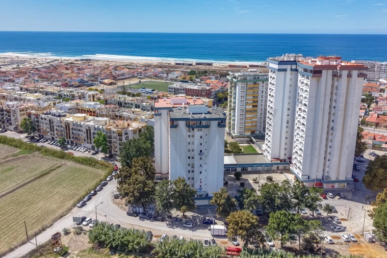 Apartamento T1 para Venda em Costa da Caparica Foto 26