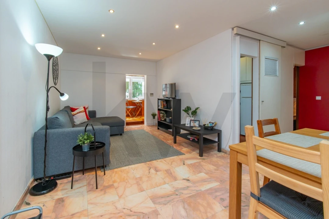 Apartamento T1 para Venda em Costa da Caparica Foto 2