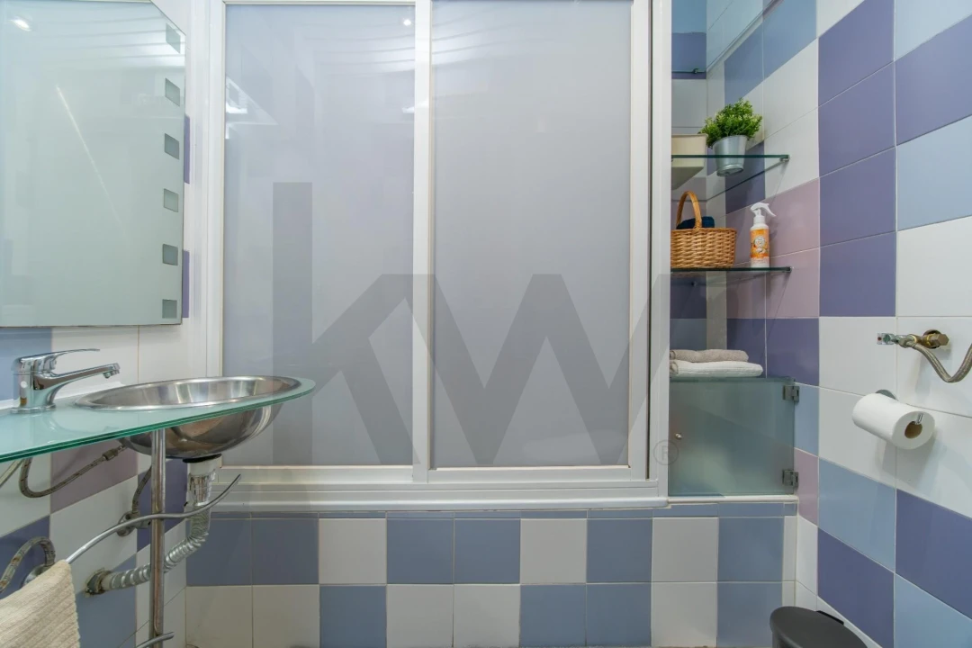 Apartamento T1 para Venda em Costa da Caparica Foto 17