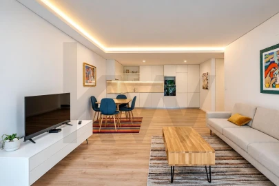 Apartamento T1 para Arrendamento em Santo António
