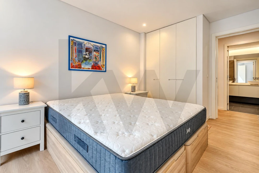 Apartamento T1 para Arrendamento em Santo António Foto 8