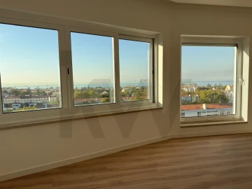 Apartamento T2 para Arrendamento em Carcavelos e Parede