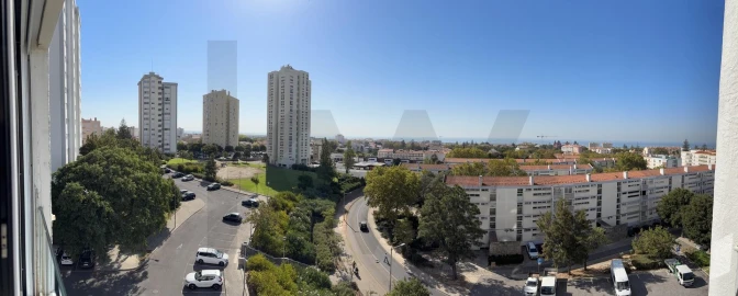 Apartamento T2 para Arrendamento em Carcavelos e Parede