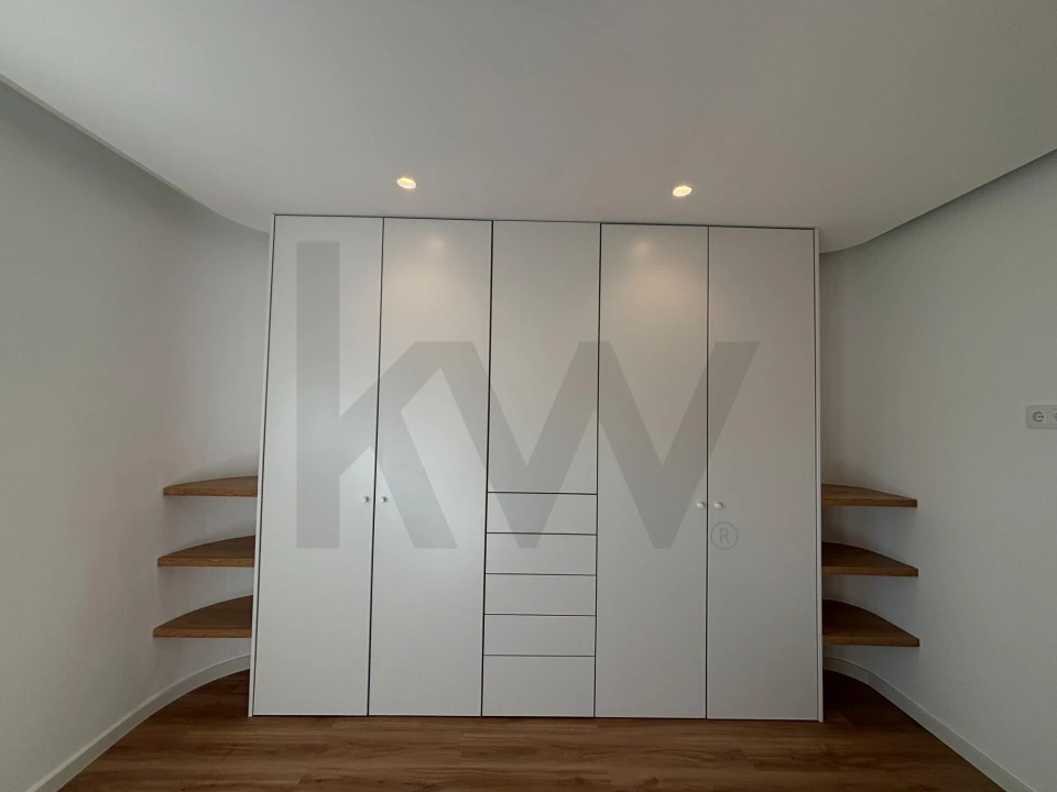 Apartamento T2 para Arrendamento em Carcavelos e Parede Foto 20