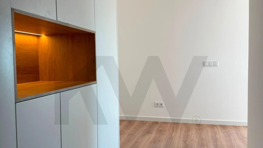 Apartamento T2 para Arrendamento em Carcavelos e Parede