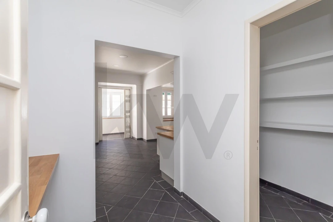 Apartamento T4 para Arrendamento em Santo António Foto 7