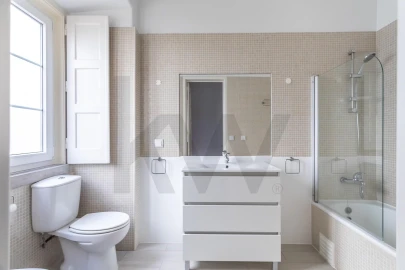 Apartamento T4 para Arrendamento em Santo António