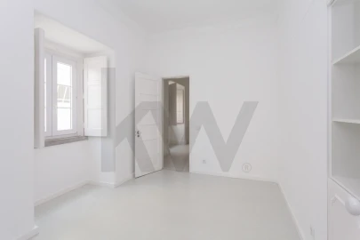 Apartamento T4 para Arrendamento em Santo António