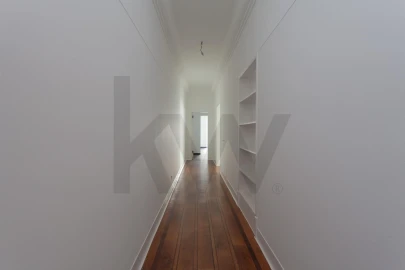 Apartamento T4 para Arrendamento em Santo António
