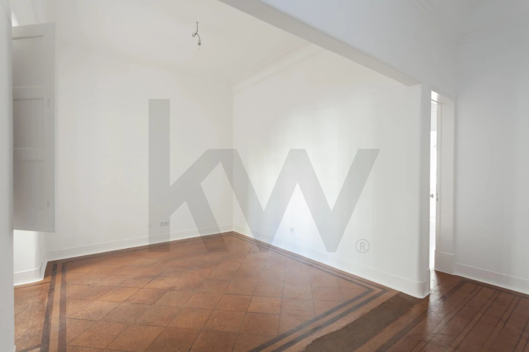 Apartamento T4 para Arrendamento em Santo António Foto 17