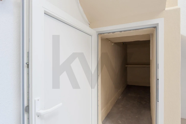 Apartamento T4 para Arrendamento em Santo António Foto 38