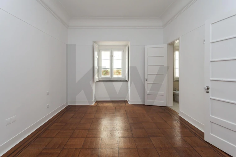 Apartamento T4 para Arrendamento em Santo António Foto 20