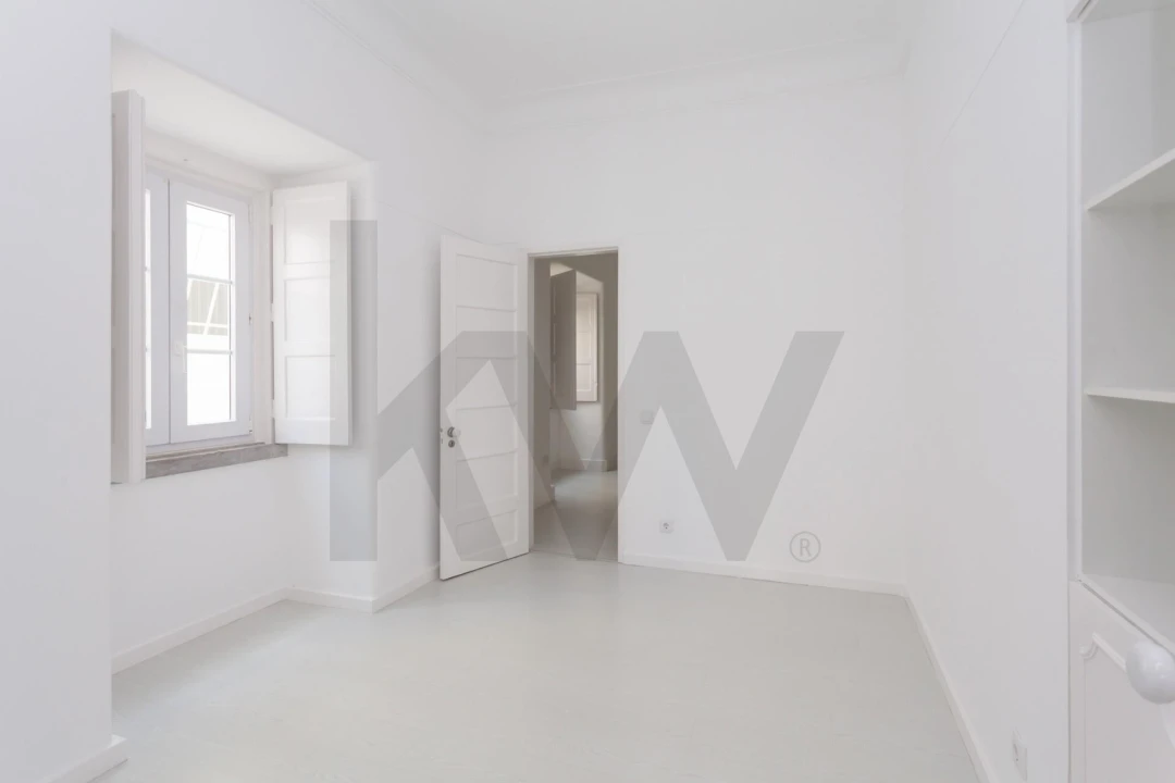 Apartamento T4 para Arrendamento em Santo António Foto 31