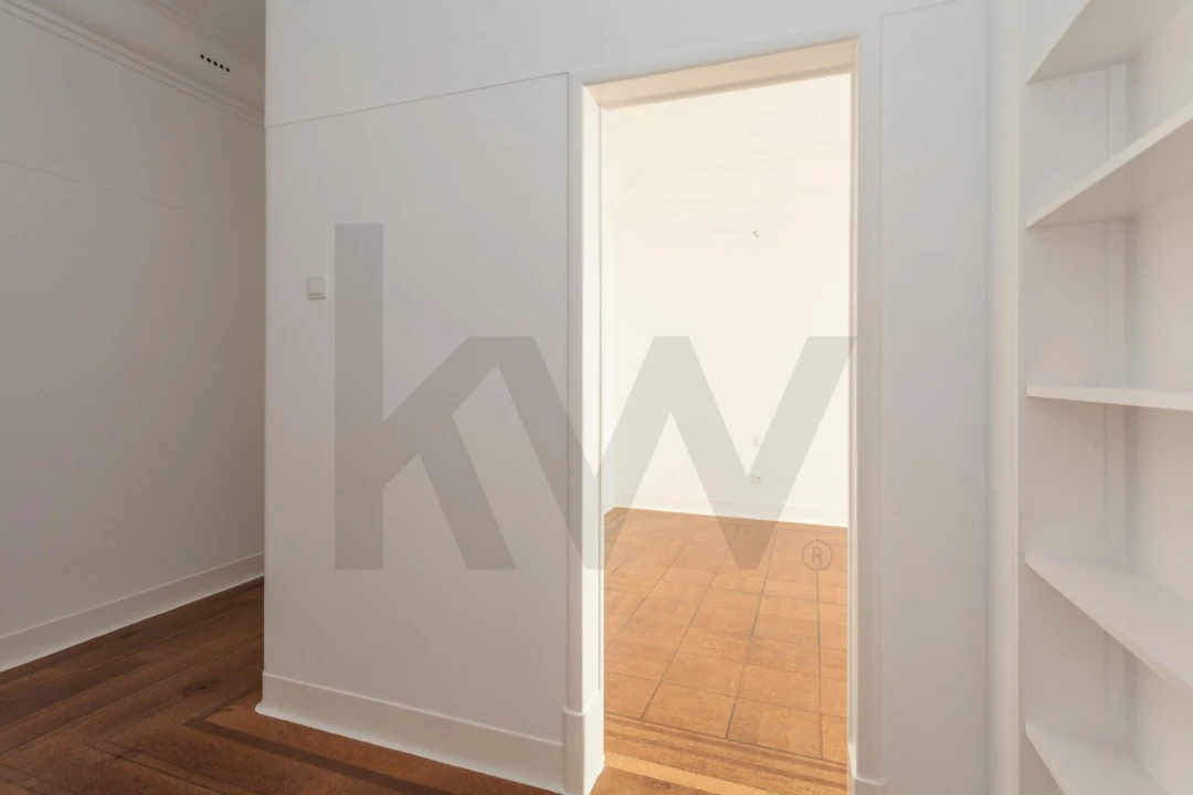 Apartamento T4 para Arrendamento em Santo António Foto 19