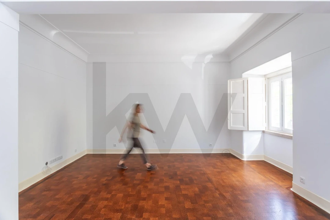 Apartamento T4 para Arrendamento em Santo António Foto 2