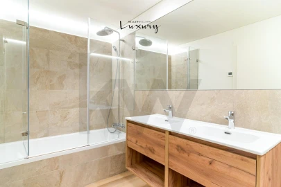 Apartamento T3 para Venda em Algés, Linda-A-Velha e Cruz Quebrada-Dafundo