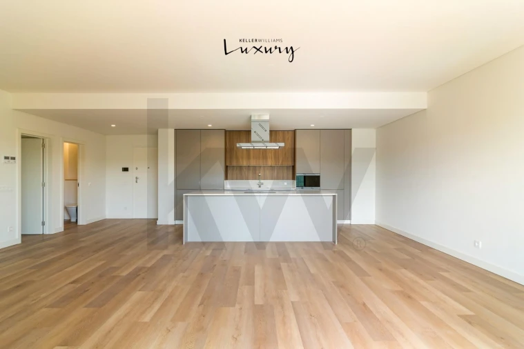 Apartamento T3 para Venda em Algés, Linda-A-Velha e Cruz Quebrada-Dafundo Foto 4