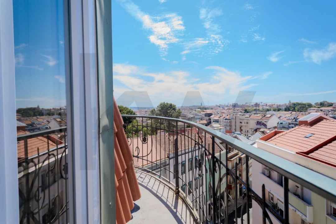 Apartamento T3 para Venda em Penha de França Foto 1